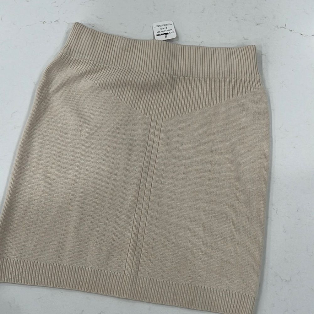 Fashion Nove Skirt Size Small